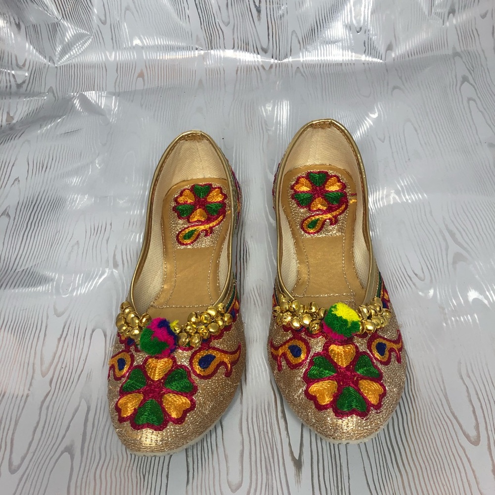 Hand Embroidered Arabian Night Shoes
